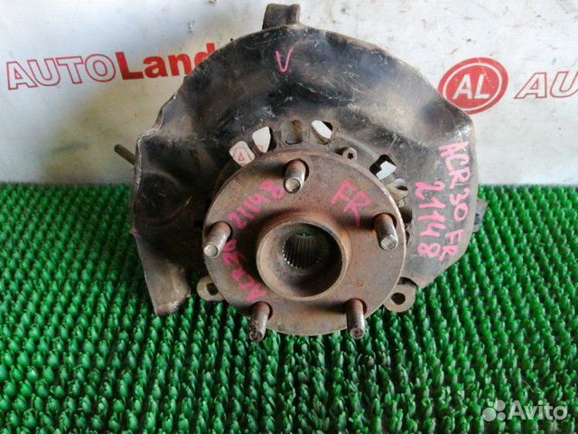 Ступица передняя правая Toyota Estima ACR30