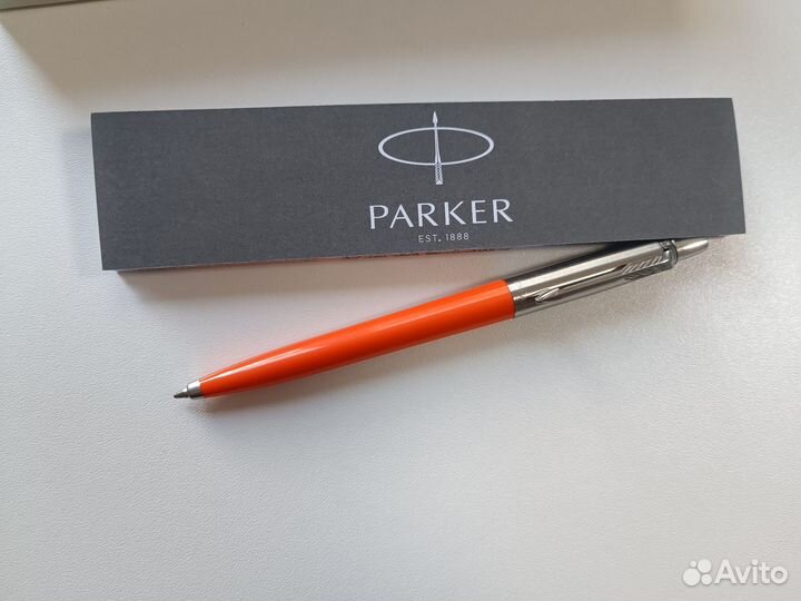 Шариковая ручка parker