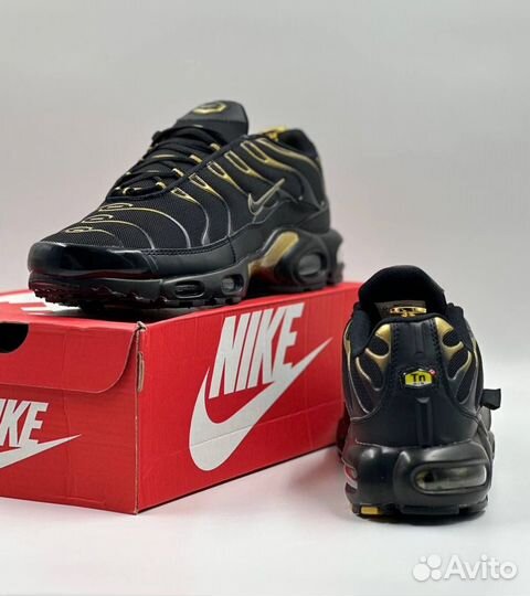 Кроссовки Nike Air Max Plus