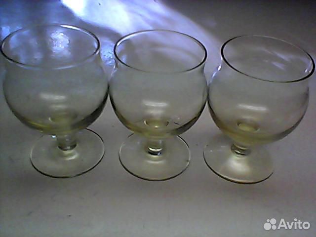 Хрустальные вазы и фужеры