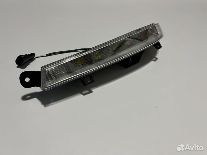 Правая противотуманка Mercedes W221 AMG S6.3 новая