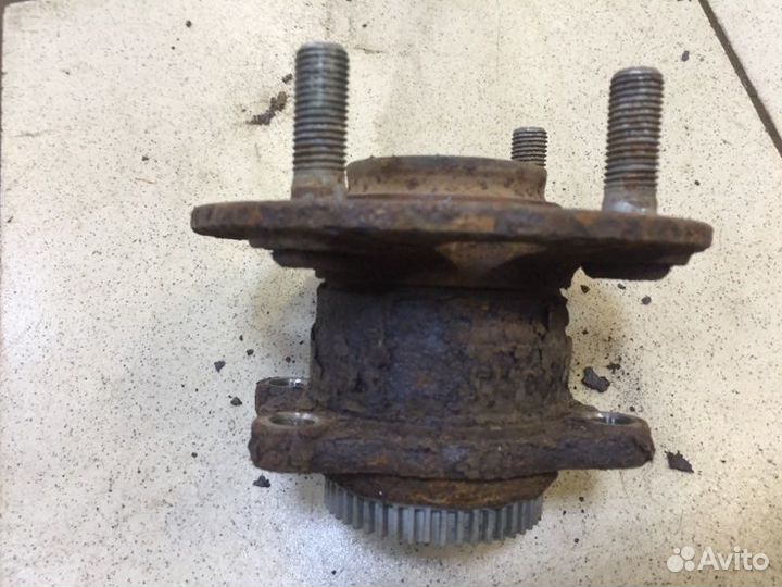 Ступица задняя Hyundai Solaris 1