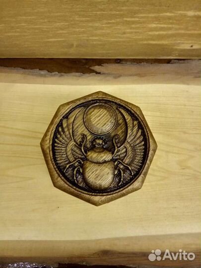 Шкатулки резные из массива