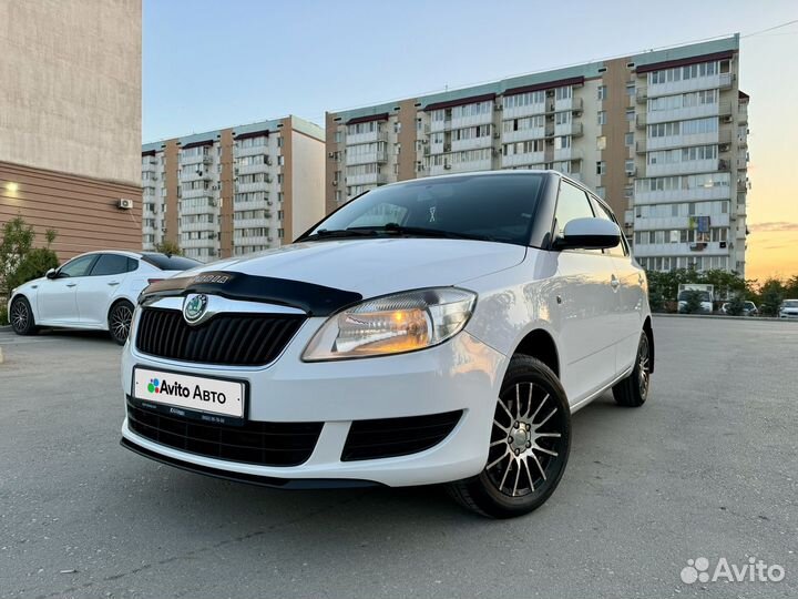 Skoda Fabia 1.6 AT, 2011, 140 000 км