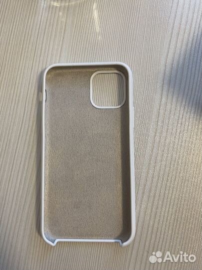 Чехол на iPhone 11 pro белый