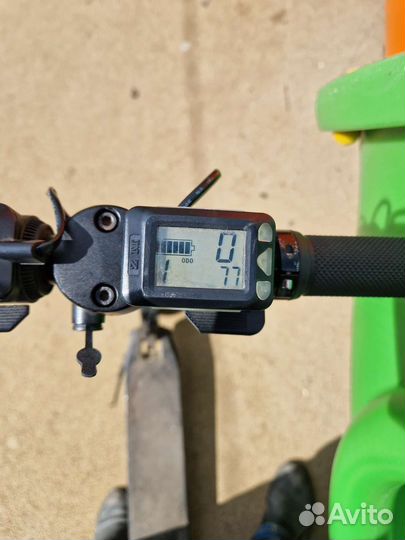 Электросамокат карбоновый, электро Карбон jack hot