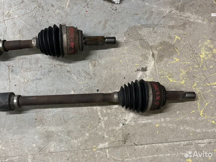 Привод левый Mitsubishi Lancer 9 АКПП 1.6