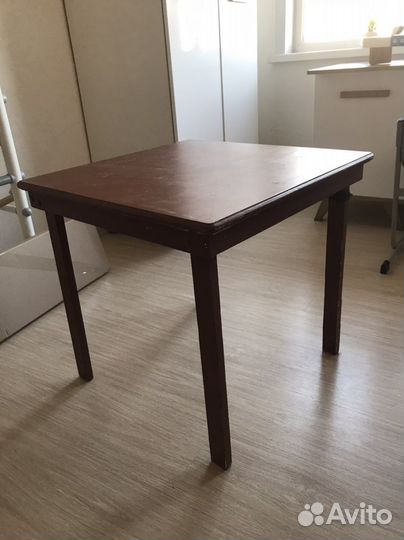 Детский стол и стул