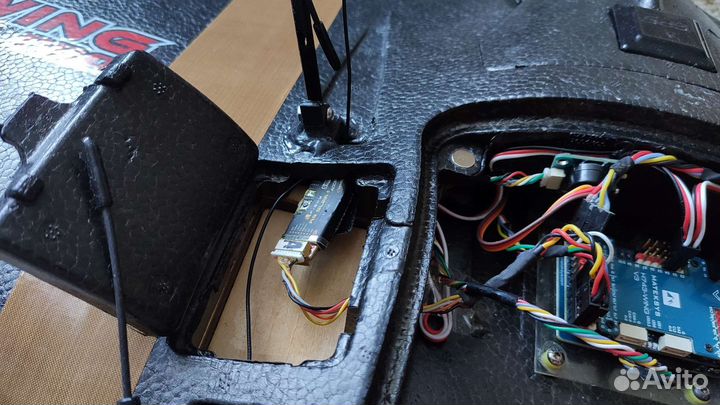 FPV крыло Sonicmodell AR Wing pro 1000