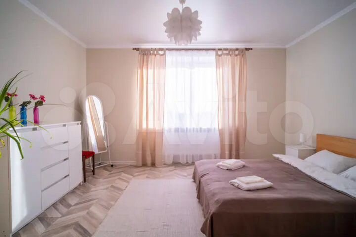 2-к. квартира, 76 м², 6/14 эт.