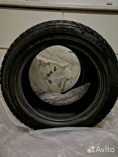 Bridgestone Blizzak Revo1 205/55 R16 89Q