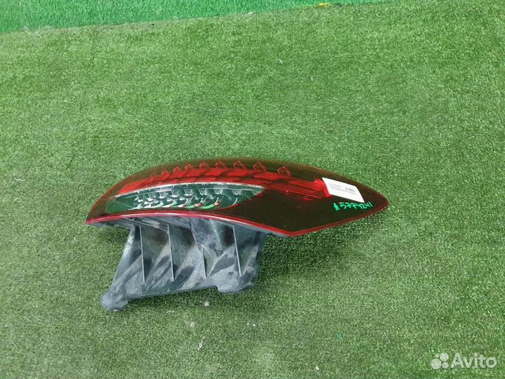 Фонарь задний наружный правый Mercedes-Benz E-Class