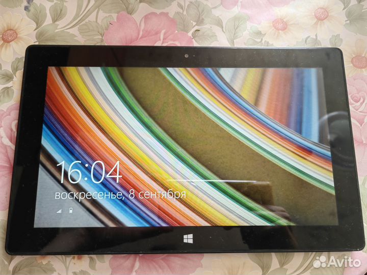 Планшет Microsoft Surface Tablet 1516