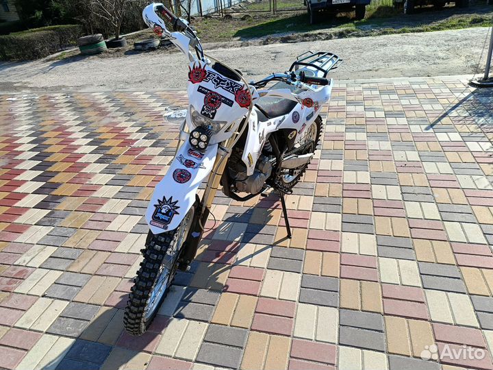 BSE J1 250