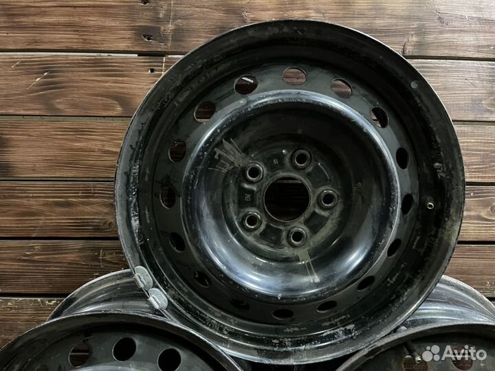 Комплект штампованных дисков R16 5x100