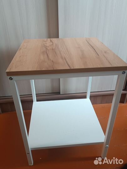 Журнальный столик в стиле лофт