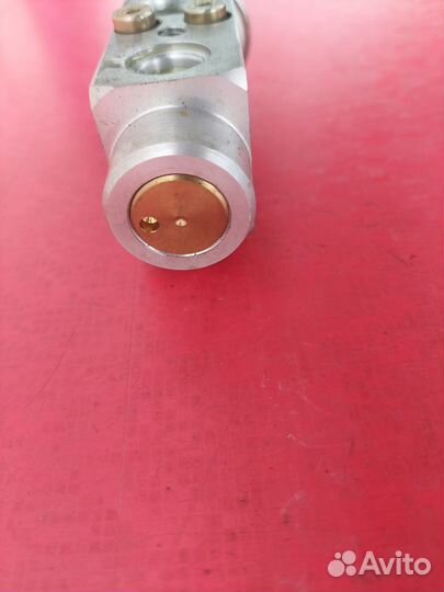 Клапан кондиционера BMW E38