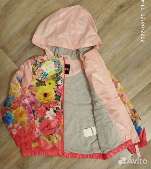 Ветровка для девочки