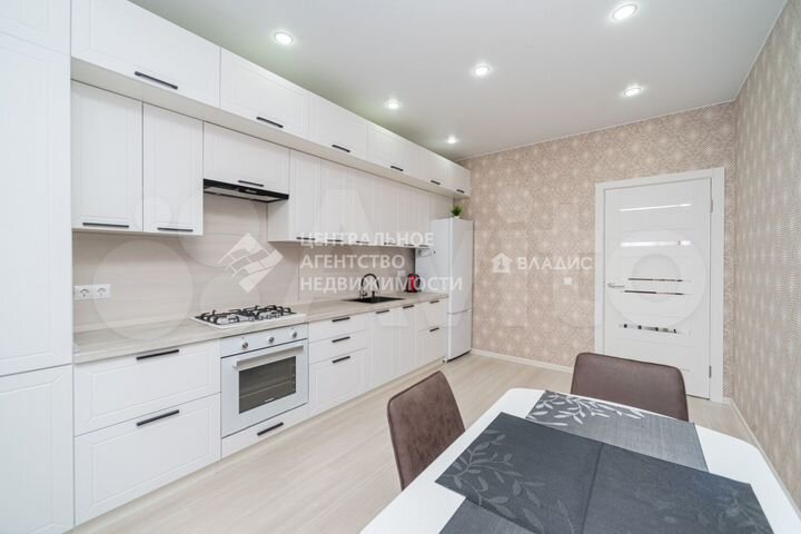 2-к. квартира, 72 м², 7/7 эт.