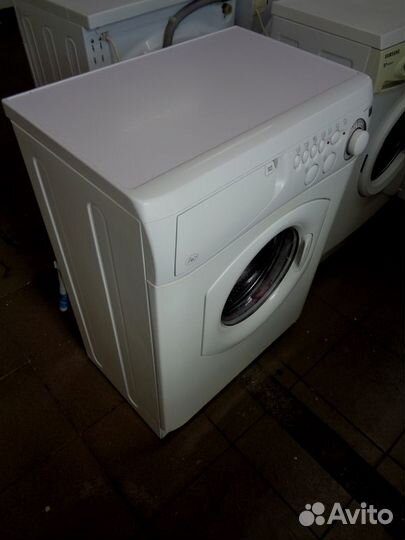 Стиральная машина Ariston