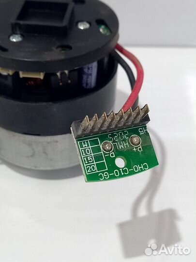 Двигатель для пылесоса Redmond RV-UR361