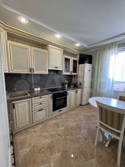 2-к. квартира, 67 м², 15/17 эт.