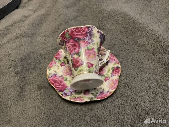 Чайный сервиз с розочками