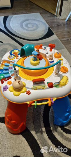 Развивающий столик жирафики