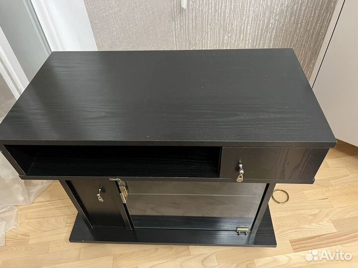 Тумба под телевизор