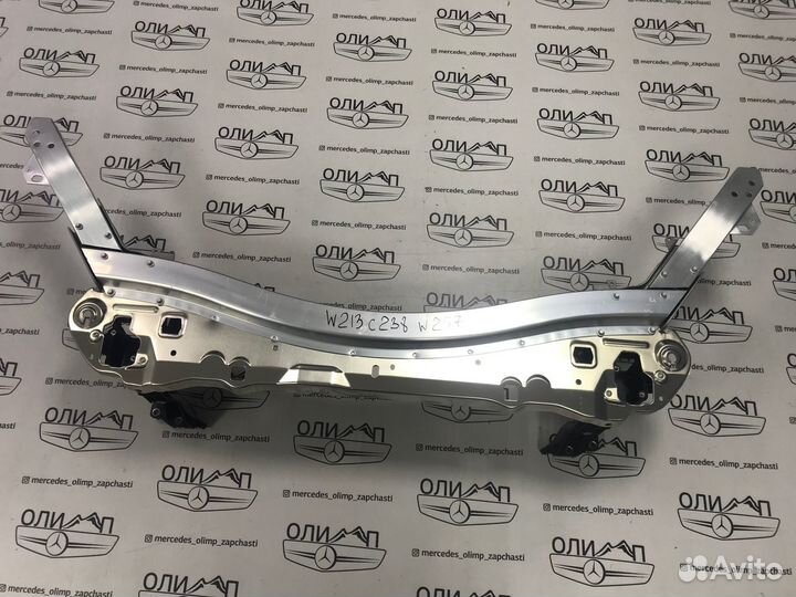 Панель телевизор на Mercedes W213 A2136206300