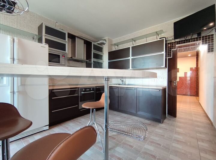 3-к. квартира, 92,8 м², 5/12 эт.