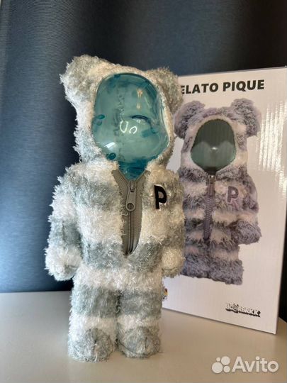 Мишка bearbrick celato pique 400 28см в одежде