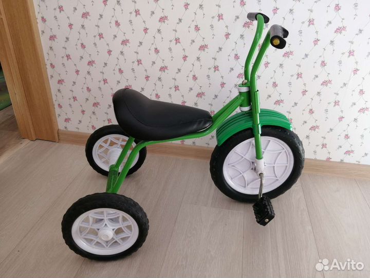 Велосипед трехколесный Зубренок