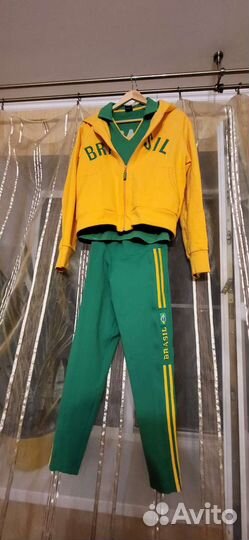 Женская одежда