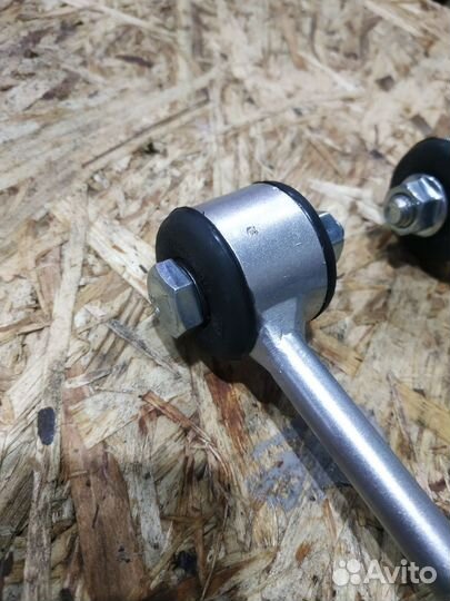 Нижняя тяга радиатора Shacman