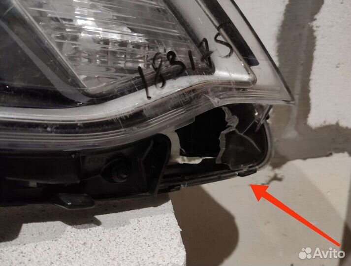 Фара правая битая Kia RIO 3