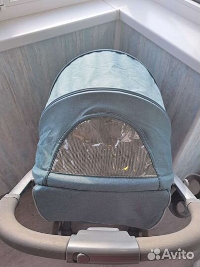 Коляска прогулочная