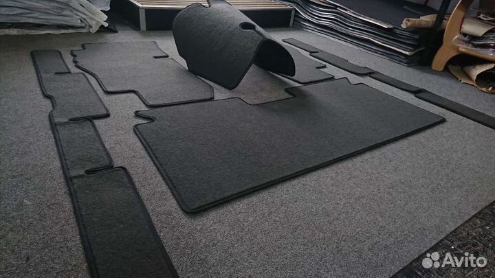 Автоковрики для газ-24, темно-серые