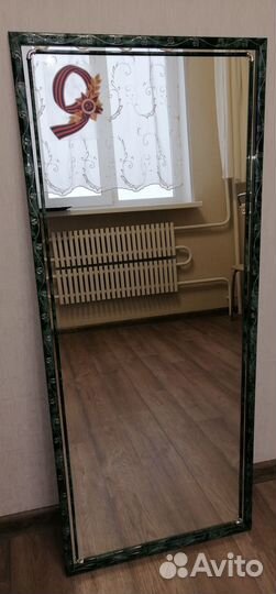 Зеркало настенное в раме бу