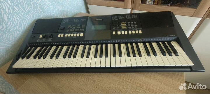 Синтезатор Yamaha PSR E423