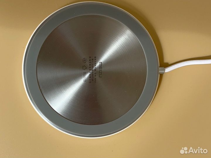 Беспроводная зарядка Meizu