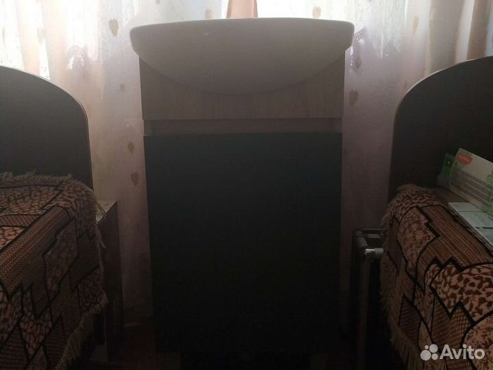 Тумба с раковиной для ванной новая