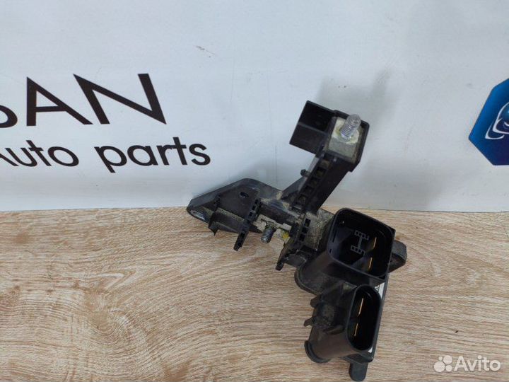 Распределитель тока Bmw 3 F30 N20B20B 2013