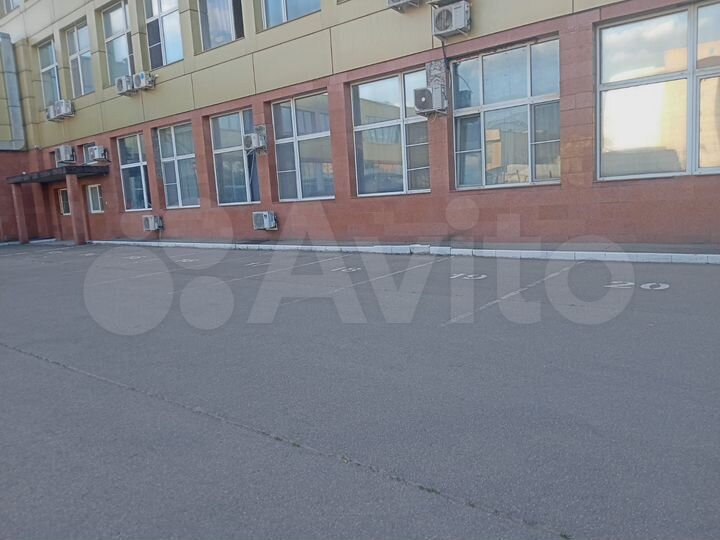 Машиноместо, 10 м²