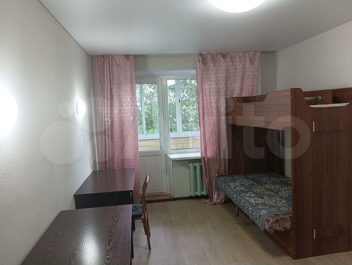2-к. квартира, 43 м², 4/5 эт.