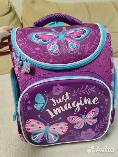 Ранец школьный для девочки новый