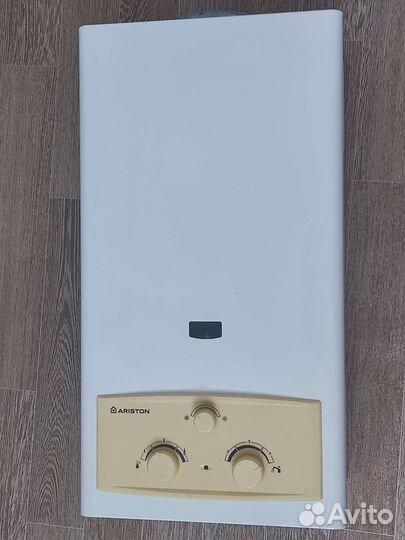 Газовая колонка ariston