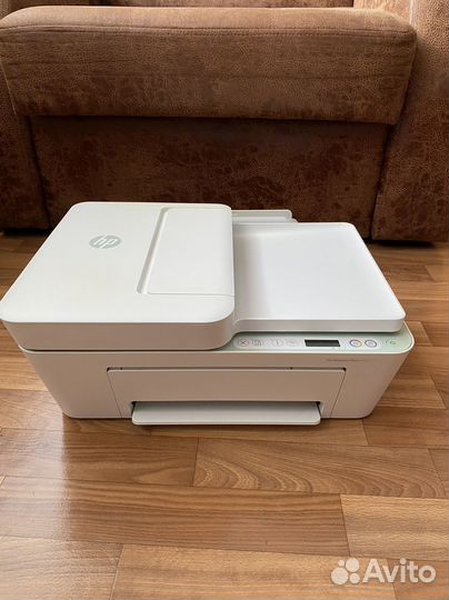 Цветной струйный принтер HP DeskJet Plus 4122
