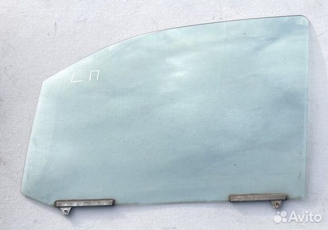 Мицубиси Основное стекло передних дверей Лев