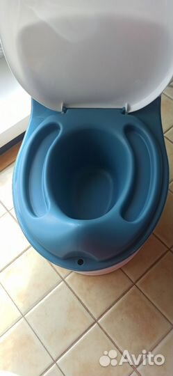 Детский горшок в виде унитаза